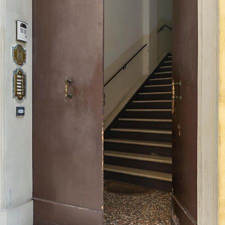 Apartment Amos - 5 Minutes From Piazza Maggiore Bologna Kültér fotó