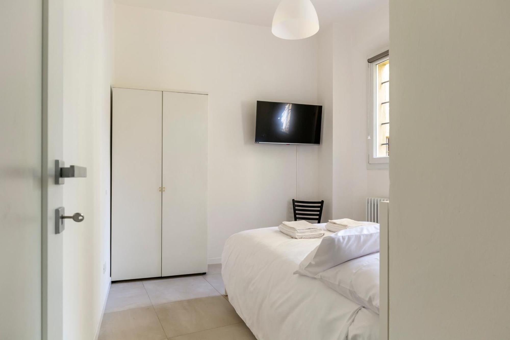 Apartment Amos - 5 Minutes From Piazza Maggiore Bologna Kültér fotó