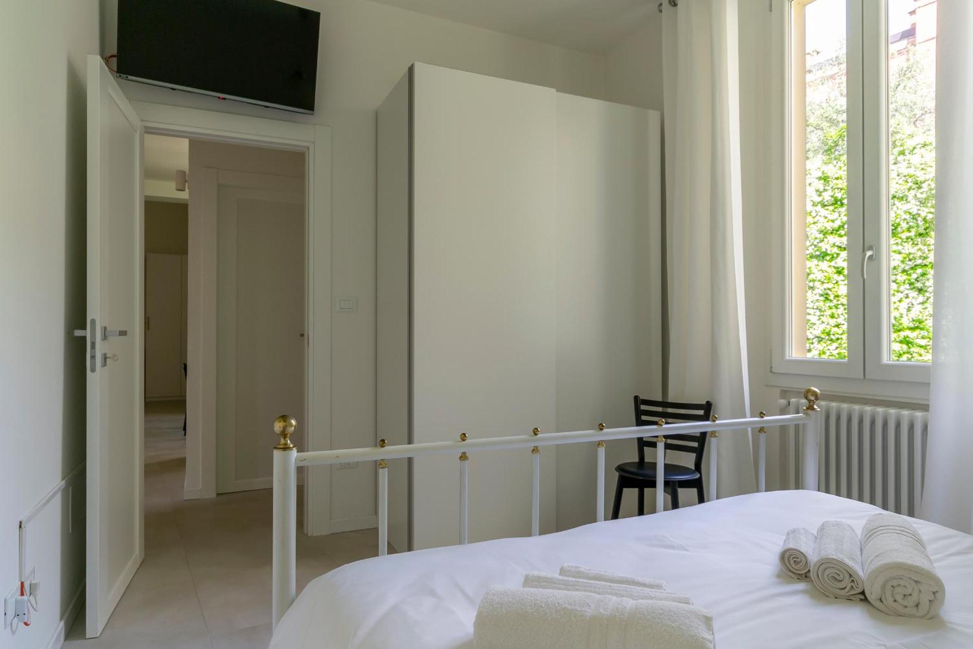Apartment Amos - 5 Minutes From Piazza Maggiore Bologna Kültér fotó